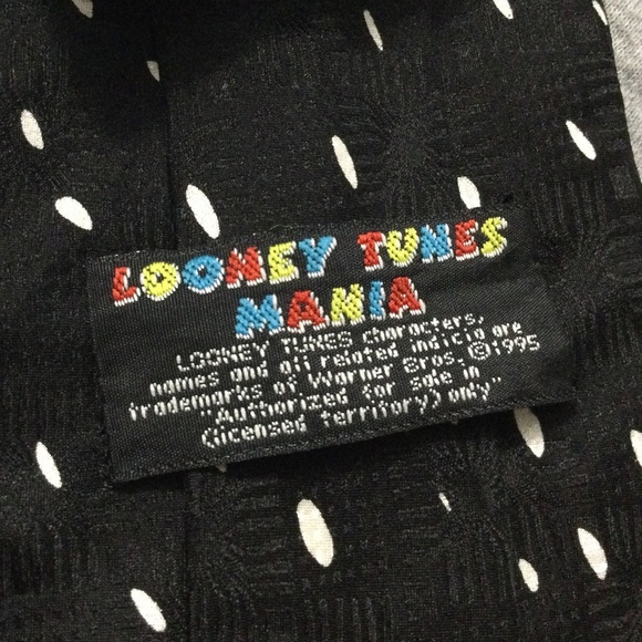 Lot of 4 Cartoon Christmas Ties Disney and Looney Tunes - Picture 10 of 13